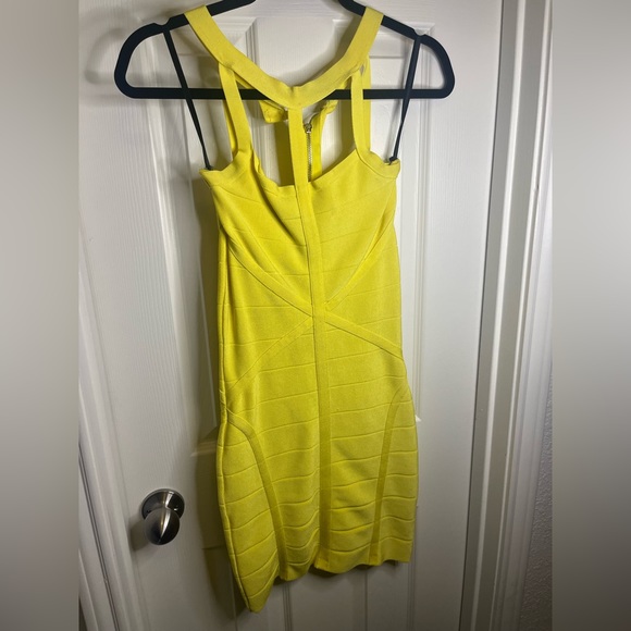 Bebe Bright yellow bodycon dress - Picture 1 of 2